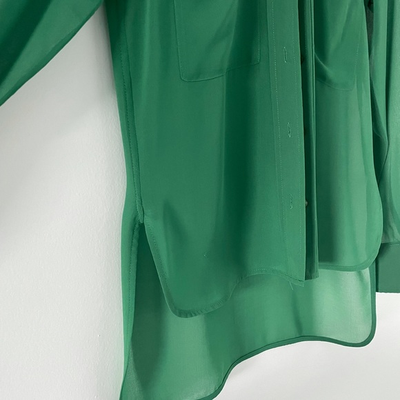 • SOLD • Sheer emerald green shirt - Picture 4 of 6